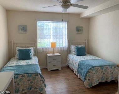 13180 Bella Casa Circle - Photo Thumbnail 13