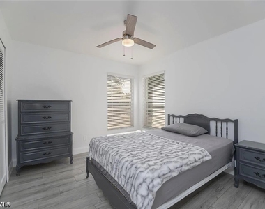 22632 Forest View Drive - Photo Thumbnail 8