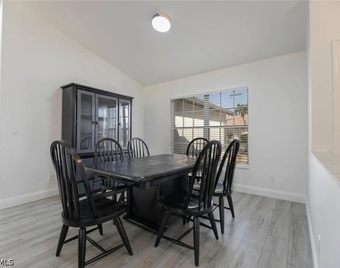 22632 Forest View Drive - Photo Thumbnail 7