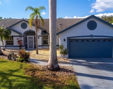 22632 Forest View Drive - Photo Thumbnail 2