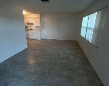 3708 Estelle Avenue - Photo Thumbnail 15