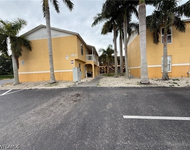 3950 Lora Street - Photo Thumbnail 2