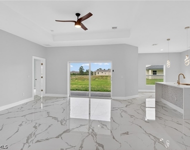 454 Mercedes Court - Photo Thumbnail 12