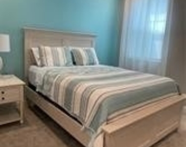 2548 Seychelles Drive - Photo Thumbnail 4
