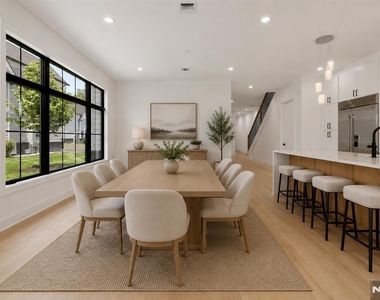 16 Feldman - Photo Thumbnail 5