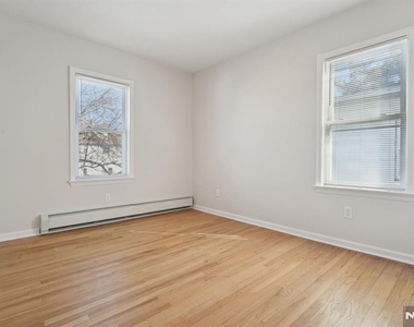 403 Abington - Photo Thumbnail 21