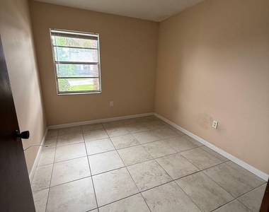 1514 Clearlake Road - Photo Thumbnail 4