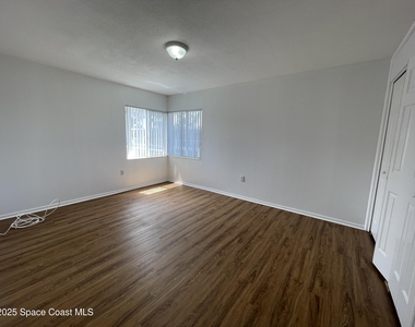 800 N Fiske Boulevard - Photo Thumbnail 12