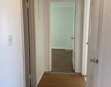 800 N Fiske Boulevard - Photo Thumbnail 6