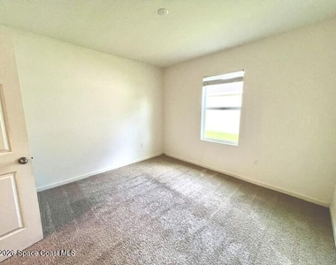 392 Ocarina Street Sw - Photo Thumbnail 21