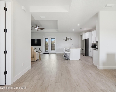 1667 Tilly Street Se - Photo Thumbnail 3