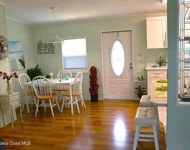 2796 Glory Circle - Photo Thumbnail 13