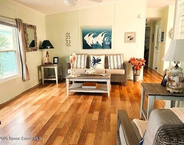 2796 Glory Circle - Photo Thumbnail 3