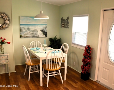 2796 Glory Circle - Photo Thumbnail 12