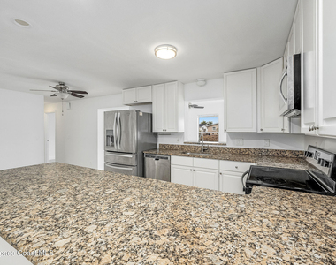 1730 E Riviera Drive - Photo Thumbnail 6