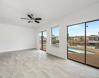 1730 E Riviera Drive - Photo Thumbnail 15