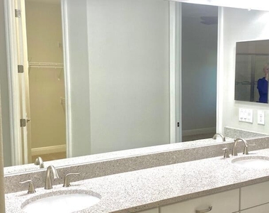 2680 Ballydoyle Lane - Photo Thumbnail 10