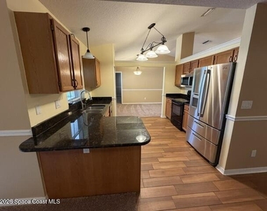 5340 Wild Cinnamon Drive - Photo Thumbnail 10