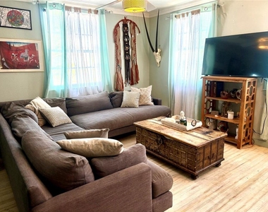 2830 48th Street S - Photo Thumbnail 6