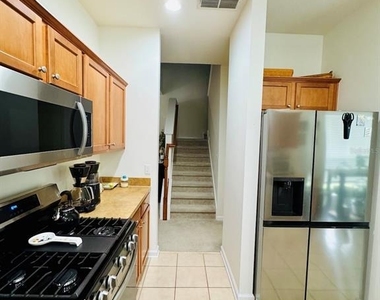 235 Endicott Way - Photo Thumbnail 10