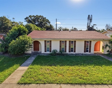 1714 53rd Street S - Photo Thumbnail 1