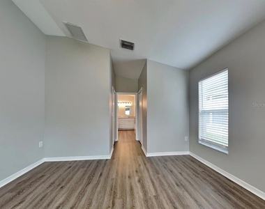1629 Maximilian Drive - Photo Thumbnail 6
