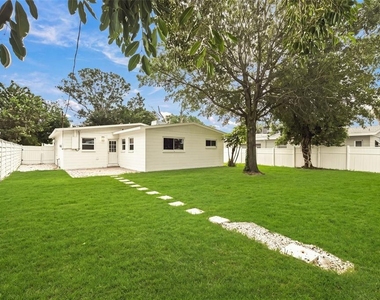 3946 Helena Street Ne - Photo Thumbnail 27