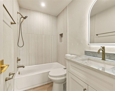 3946 Helena Street Ne - Photo Thumbnail 24