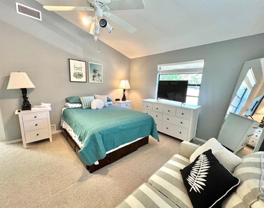2124 Rivers Edge Court - Photo Thumbnail 17