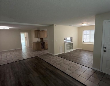 1405 N Saturn - Photo Thumbnail 2