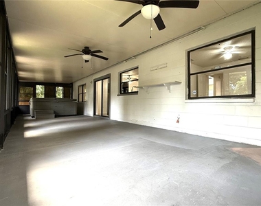 2944 58th Avenue N - Photo Thumbnail 18