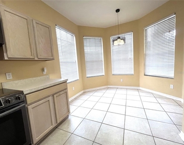 4615 Dunnie Drive - Photo Thumbnail 16