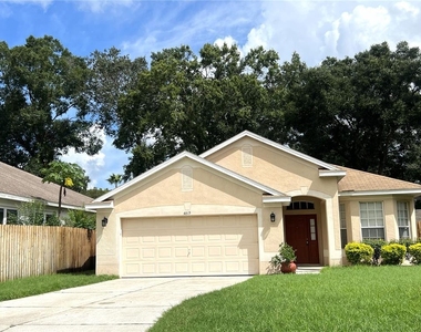 4615 Dunnie Drive - Photo Thumbnail 3
