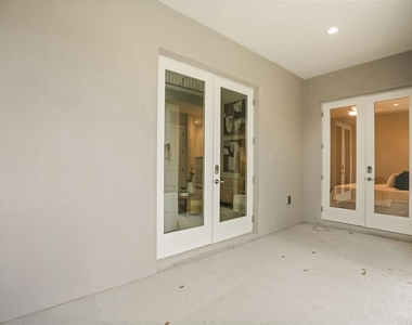 1412 W Harvard Street - Photo Thumbnail 24