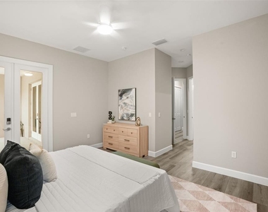 1412 W Harvard Street - Photo Thumbnail 22