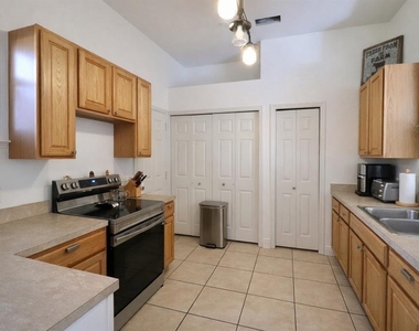 14271 Nw 10th Road - Photo Thumbnail 6
