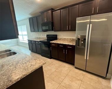 257 Citrus Pointe Drive - Photo Thumbnail 4