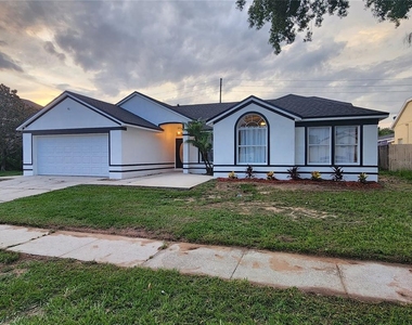 2883 Picadilly Circle - Photo Thumbnail 1