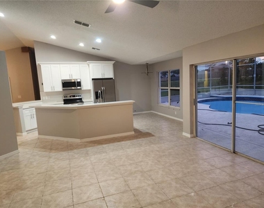 2883 Picadilly Circle - Photo Thumbnail 7