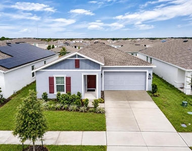 688 Sand Pine Ln - Photo Thumbnail 3