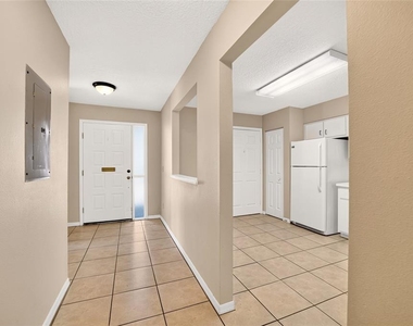 2478 Se 18th Circle - Photo Thumbnail 1