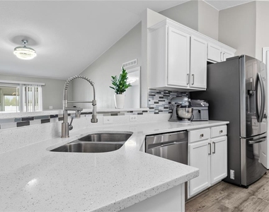 785 Welch Hill Circle - Photo Thumbnail 7