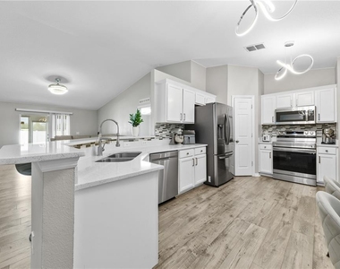 785 Welch Hill Circle - Photo Thumbnail 4