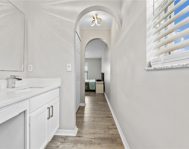 785 Welch Hill Circle - Photo Thumbnail 18