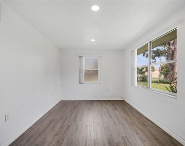 723 24th Street Nw - Photo Thumbnail 8