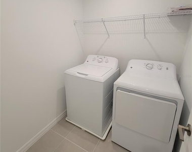 5651 Costa Blanca Way - Photo Thumbnail 15