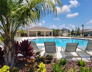 5651 Costa Blanca Way - Photo Thumbnail 23
