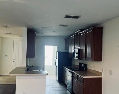3166 Riachuelo Lane - Photo Thumbnail 8