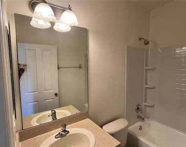 3166 Riachuelo Lane - Photo Thumbnail 32