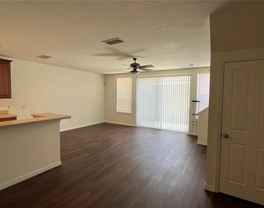 3166 Riachuelo Lane - Photo Thumbnail 5